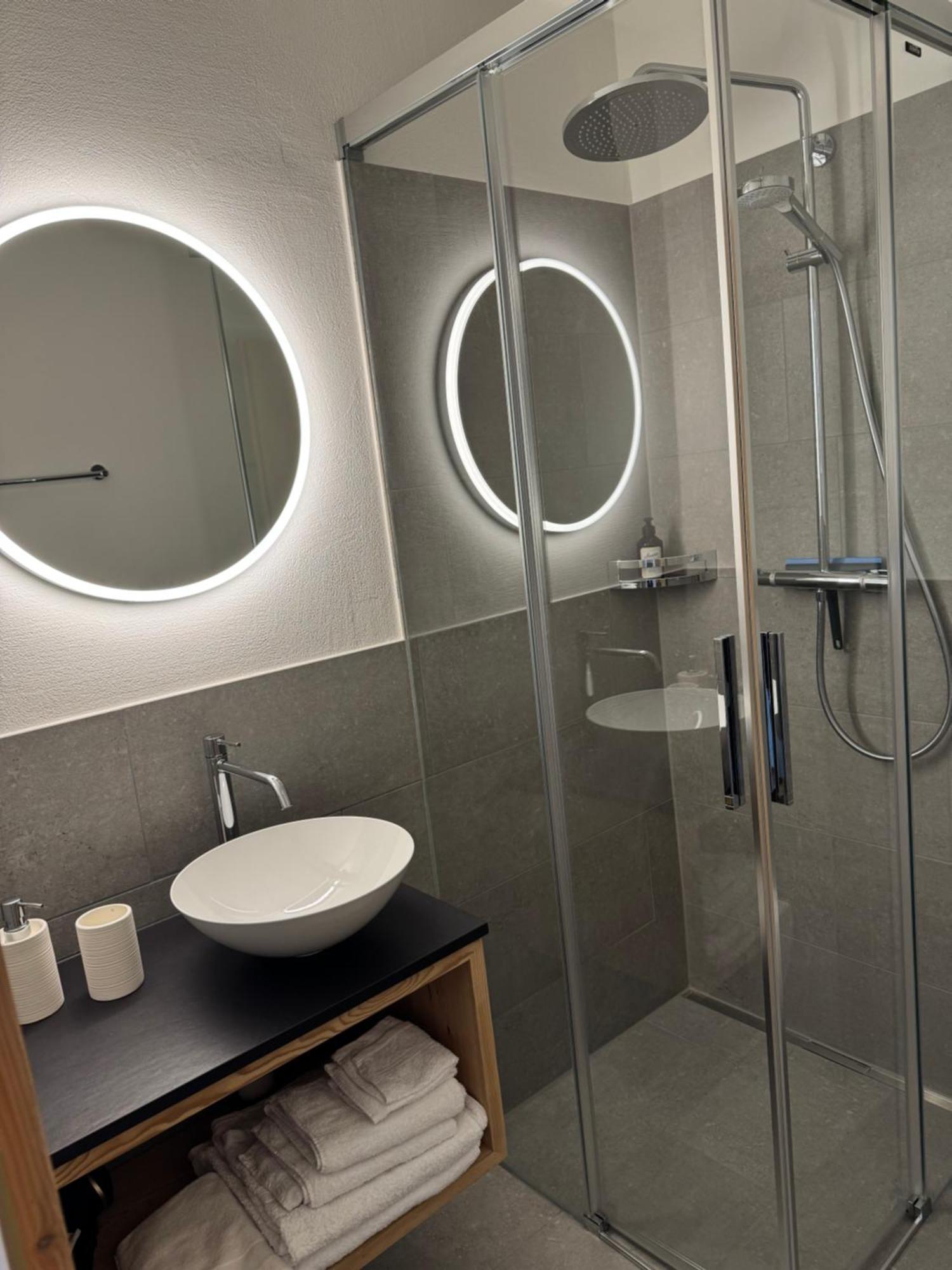 Ustreia Orta Bed and Breakfast Lohn Εξωτερικό φωτογραφία